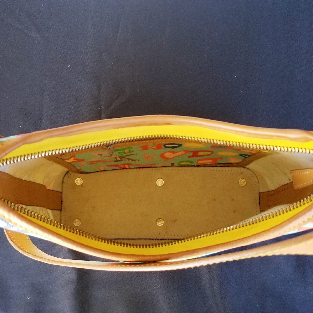EUC Dooney & Bourke Light Blue/Multi Handbag - Picture 6 of 6